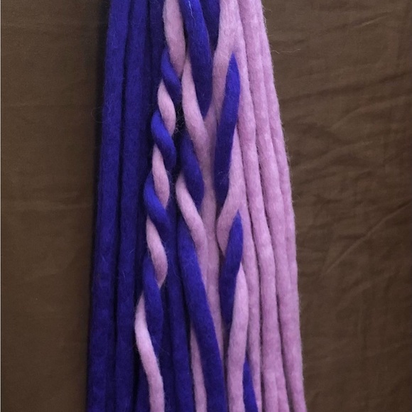 Wool dreads in fall colors! - Picture 2 of 4